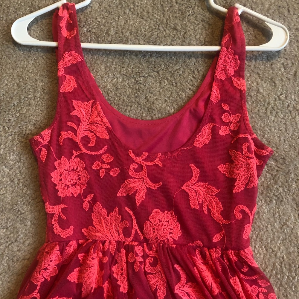 Beautiful pink scoop neck dress